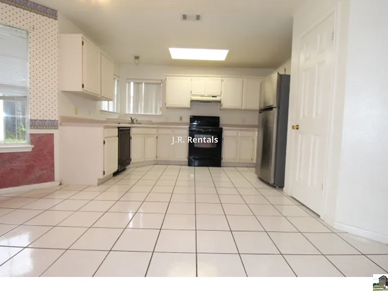 4209 Adobe Dr — Photo 28