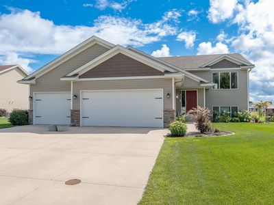 1106 Mulberry Ave NE, Montgomery, MN, 56069