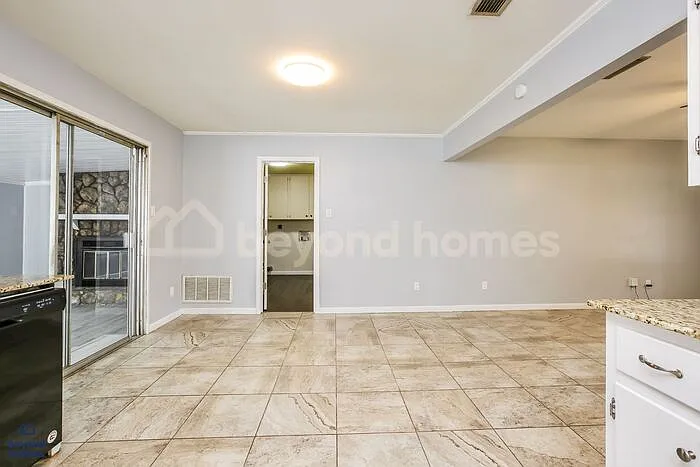 512 Nebling Rd — Photo 5