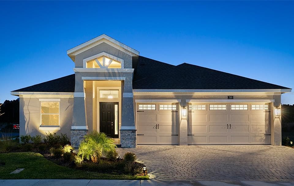 1st image of 748 MOSAIC BOULEVARD