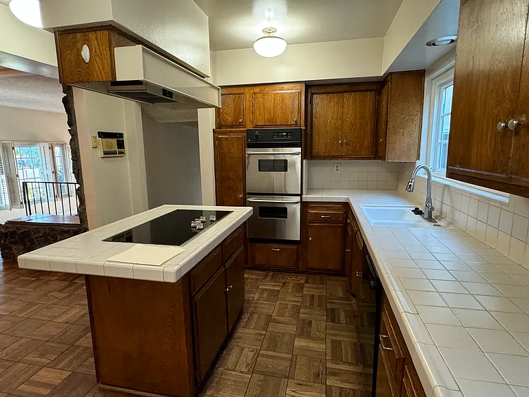 356 Winslow Ave — Photo 9