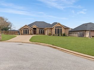 1203 Beacon Ct, College Station, TX 77845