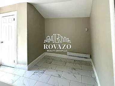 10 Columbia Ave #3 — photo 5 of 6