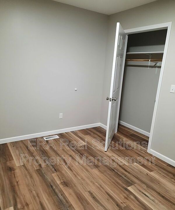 413 Howard St Wilmington OH Zillow