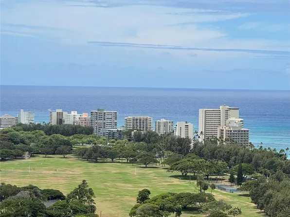 2600 Pualani Way APT 3504, Honolulu, HI 96815