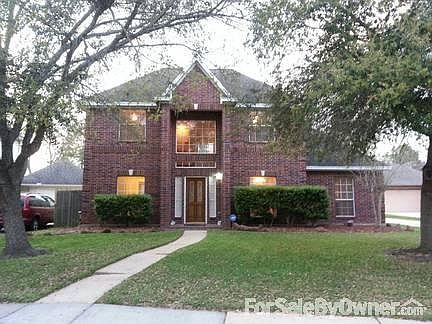 1st image of 1108 Hidden Oaks Dr