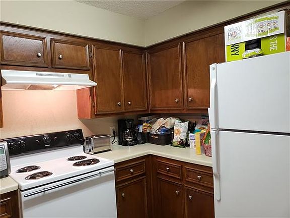 5th image of 10616 Mellow Mdws APT 49B