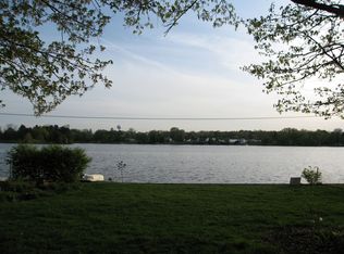 8322 Woodland Shore Dr, Brighton, MI