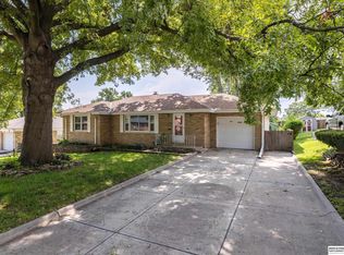 4303 Monroe St, Omaha, NE 68107