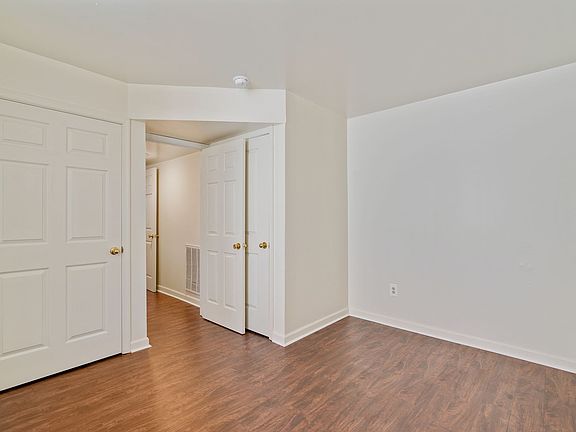 2nd image of 4102 Ogden St #3C8280821