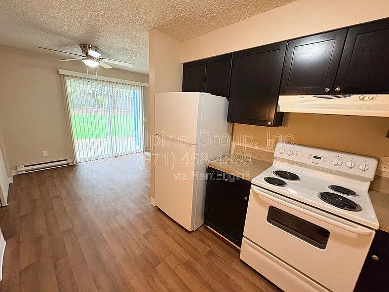 17890 SW Alexander St #7 — Photo 6