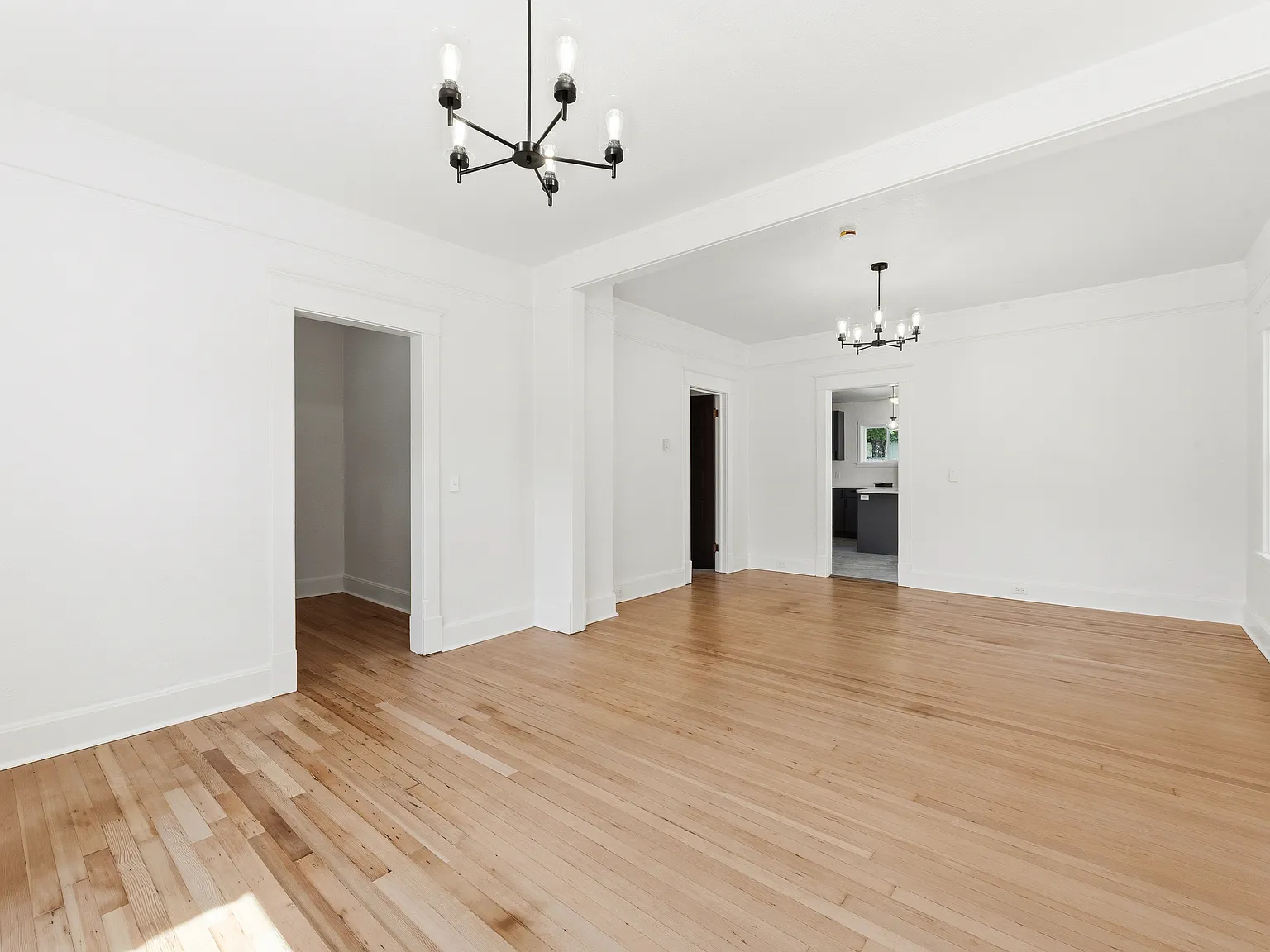 420 S Main St — Photo 3