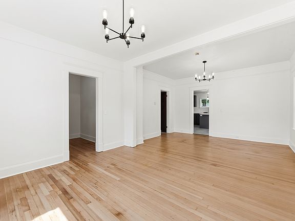 3rd image of 420 S Main St #A