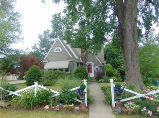 124 Lathrop Rd, Syracuse, NY 13219