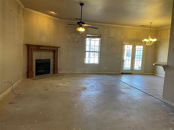 5th image of 866 Harrison St