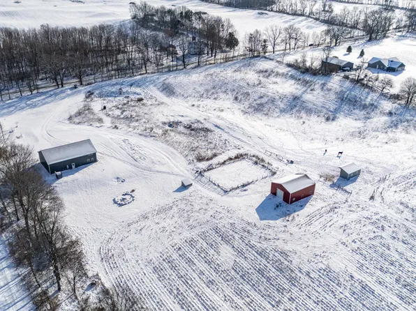 11528 S Enzian Rd, Plainwell, MI 49080