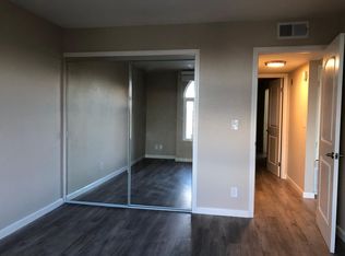 321 N 6th St #305, Burbank, CA 91501