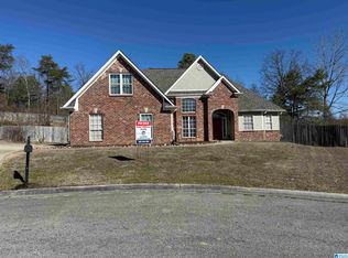 638 Camden Cove Ln, Calera, AL 35040