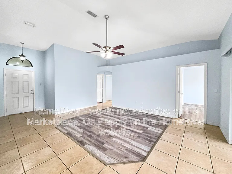544 Flamingo Dr — Photo 2