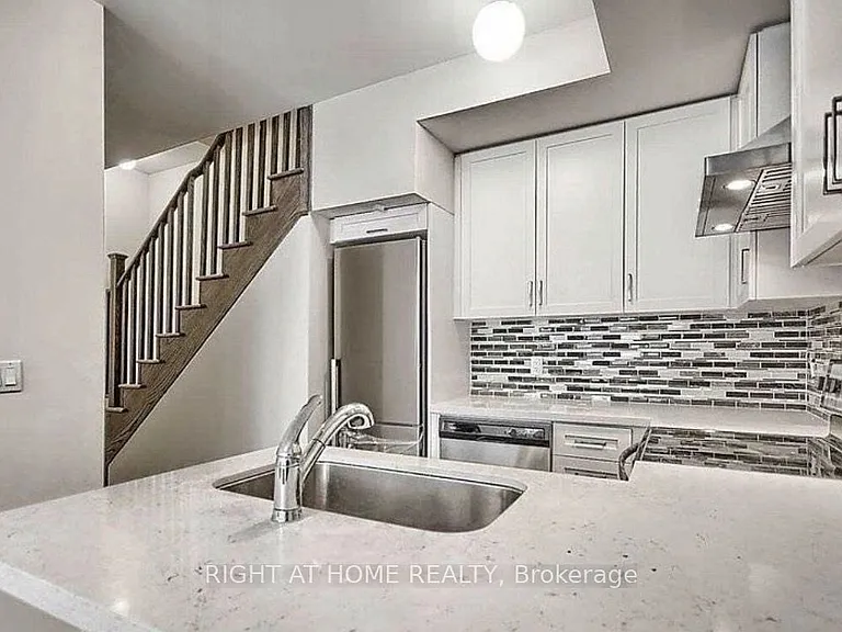 600 Alex Gardner Cir #111 — Photo 4