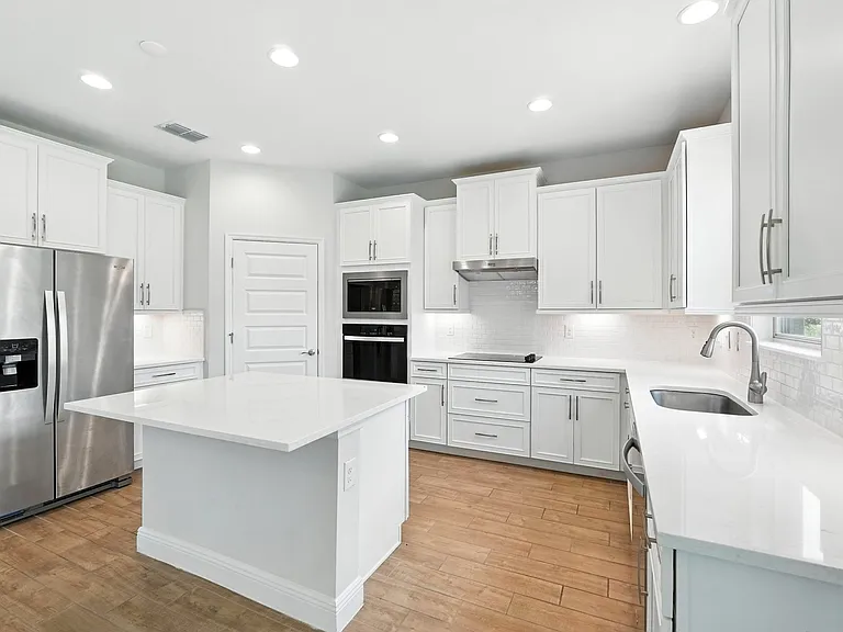 18392 Oliver Twist Way — Photo 6