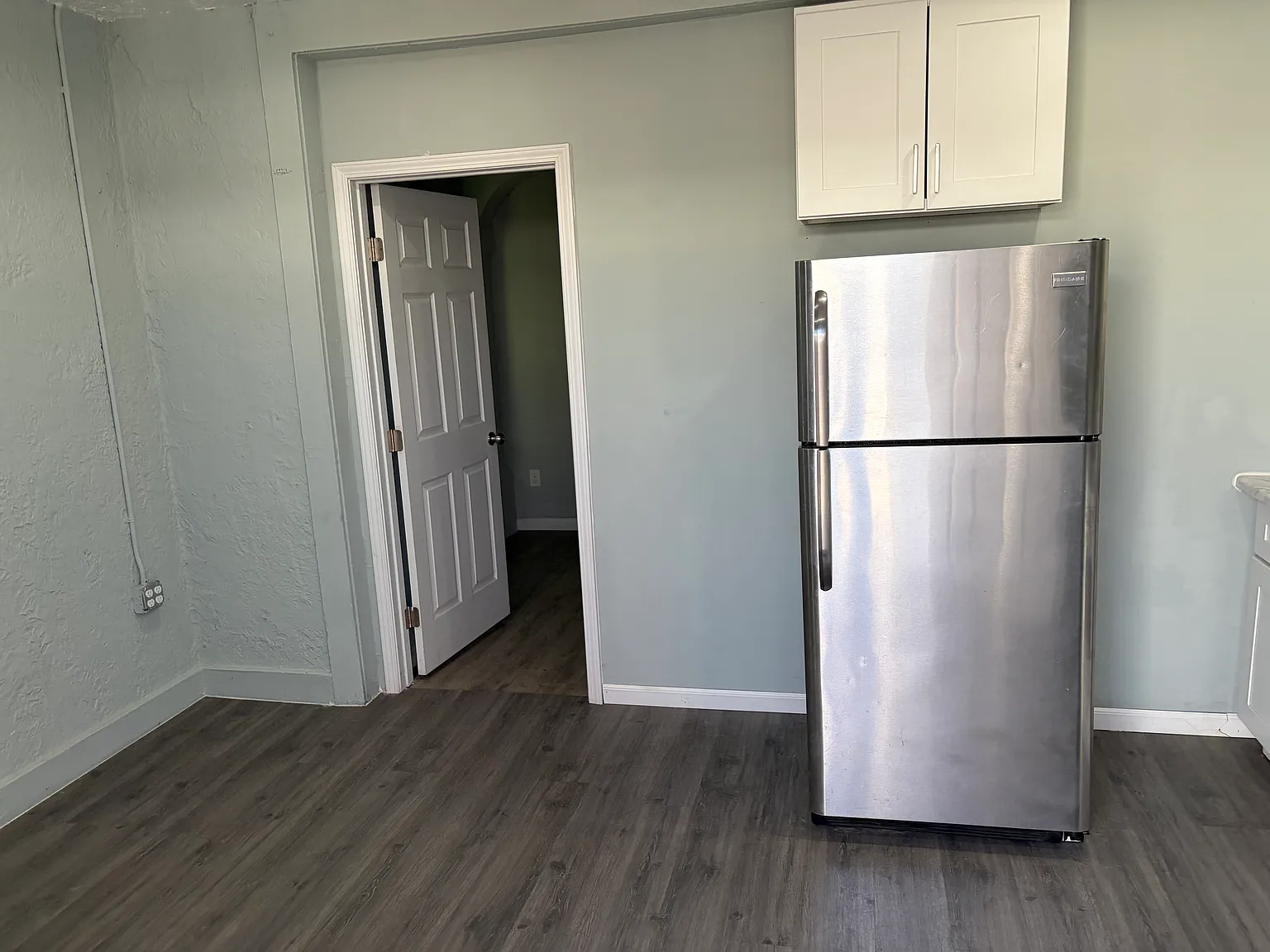 1 bed, 730 sqft, $1,628 — Photo 2