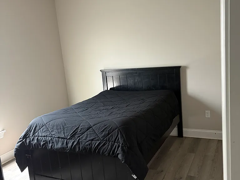 278 King George Dr — Photo 10