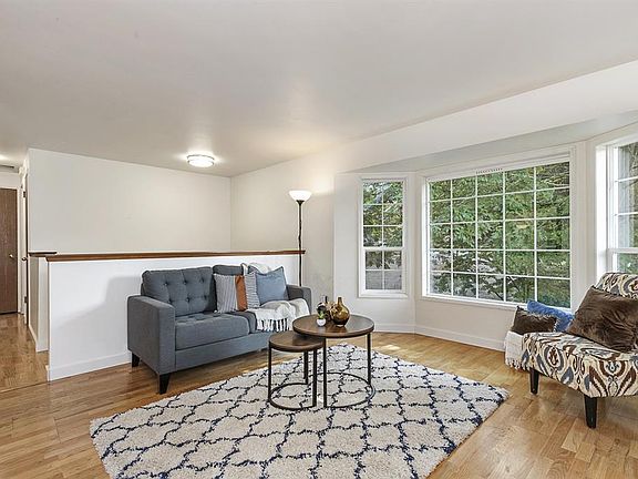 4th image of 12392 NE Philip Dr