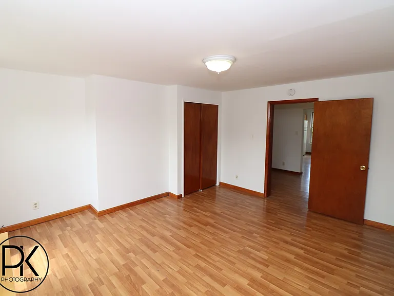 730 Leonard St #3 — Photo 5