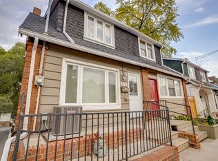 209 Coxwell Ave, Toronto, ON M4L 3B4