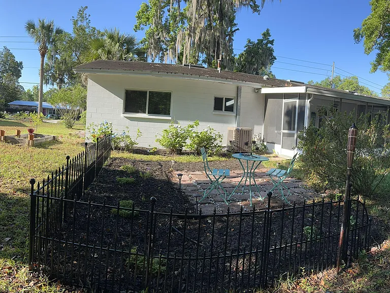 3452 NW 52nd Ave — Photo 16