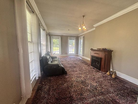 5th image of 55 Aquone Rd