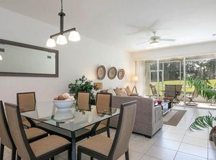 2405 Harmony Ln APT 104, Naples, FL 34109