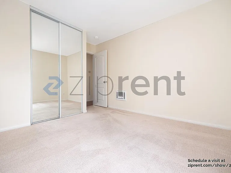 3454 Castle Glen Dr #226 — Photo 11