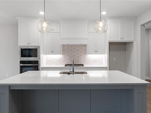 6th image of this home