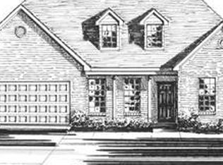 899 Silver Leaf Dr, Lenoir City, TN 37772