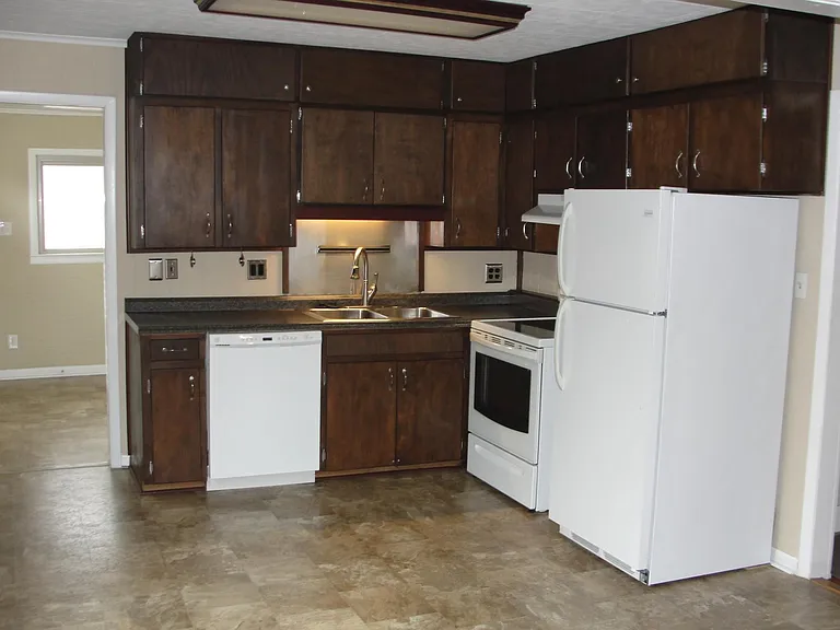 1710 Concord St — Photo 14
