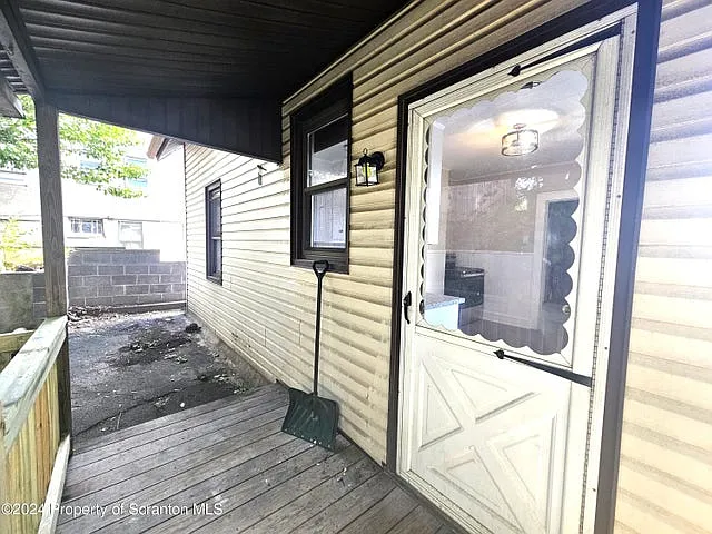 405 Fig St — Photo 15