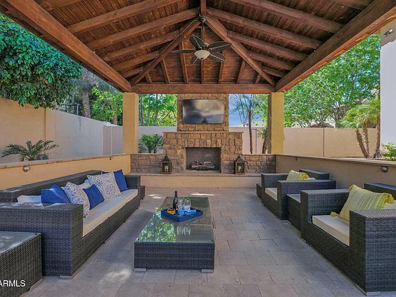 3rd image of 3055 E WATERMAN Way