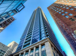 70 Temperance St #1508, Toronto, ON M5H 0B1
