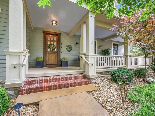 406 Homestead Dr, Lawrence, KS 66049