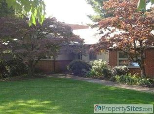 1611 Baldwin Ln, Harrisburg, PA 17110