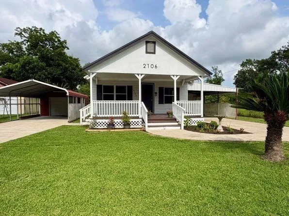 2106 35th St, Orange, TX 77630