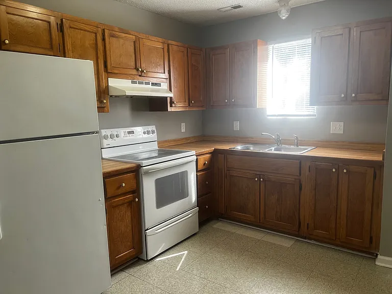 4821 E National Cemetery Rd #B — Photo 15