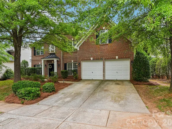 10149 Barrands Ln, Charlotte, NC 28278