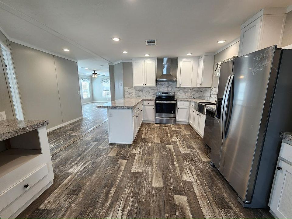 1st image of 3000 N Tamiami Trl #Ee1kbj