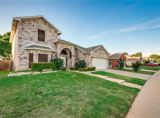 5007 Bayberry Dr, Arlington, TX 76017