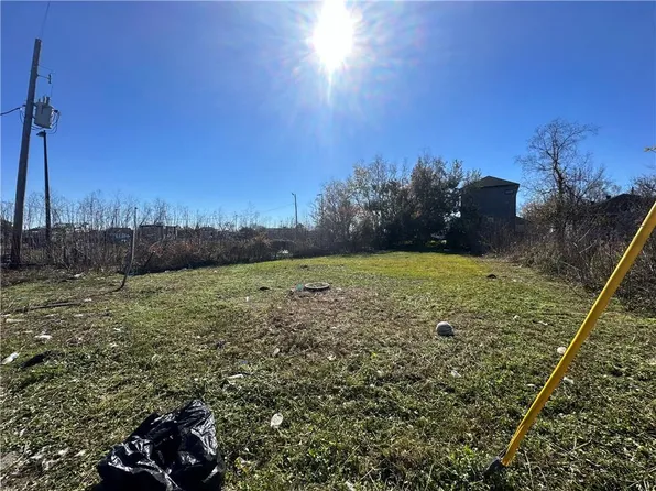 6436 N Miro St, New Orleans, LA 70117