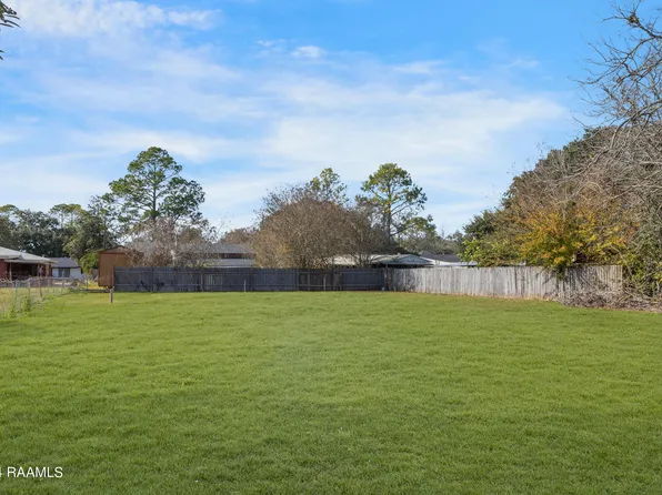 Beverly St, New Iberia, LA 70560