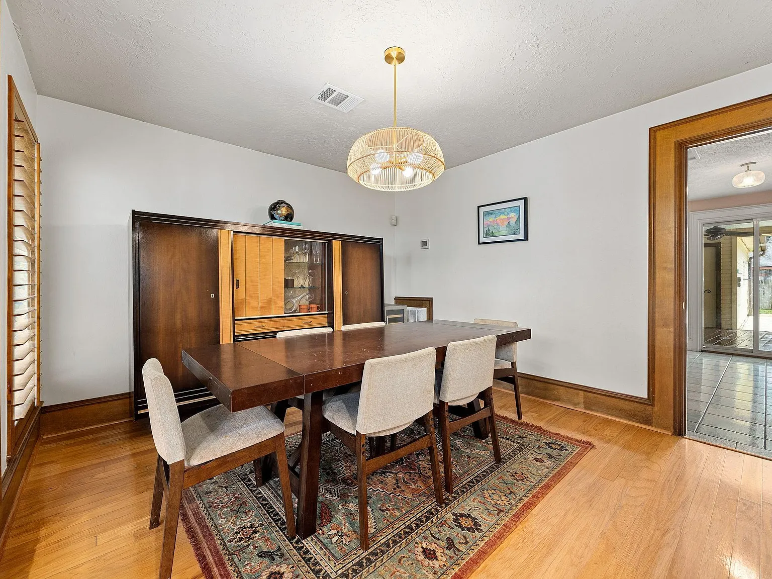 4 bed, 3.5 bath, 2997 sqft, $3,850 — Photo 4